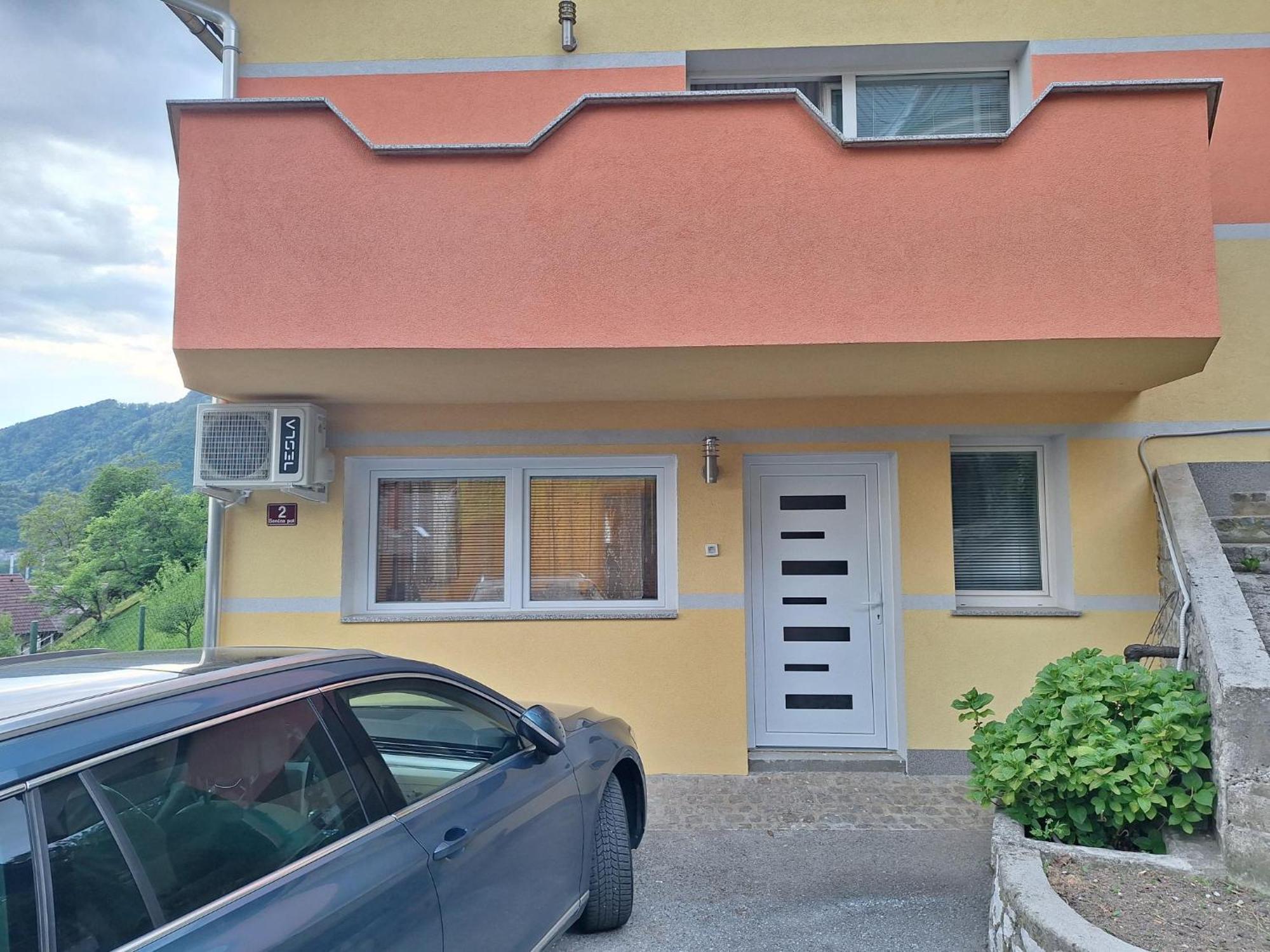 Belka Apartment *